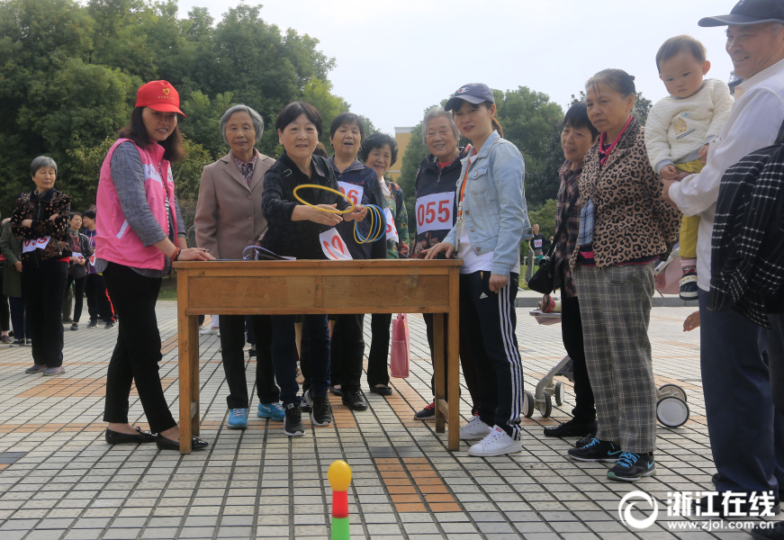 《八佰》票房超29亿 跻身中国影史前十