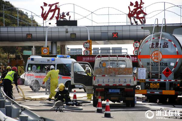 《第一章张三丰百岁大寿》小说全文精彩试读 宋青书张翠山小说阅读